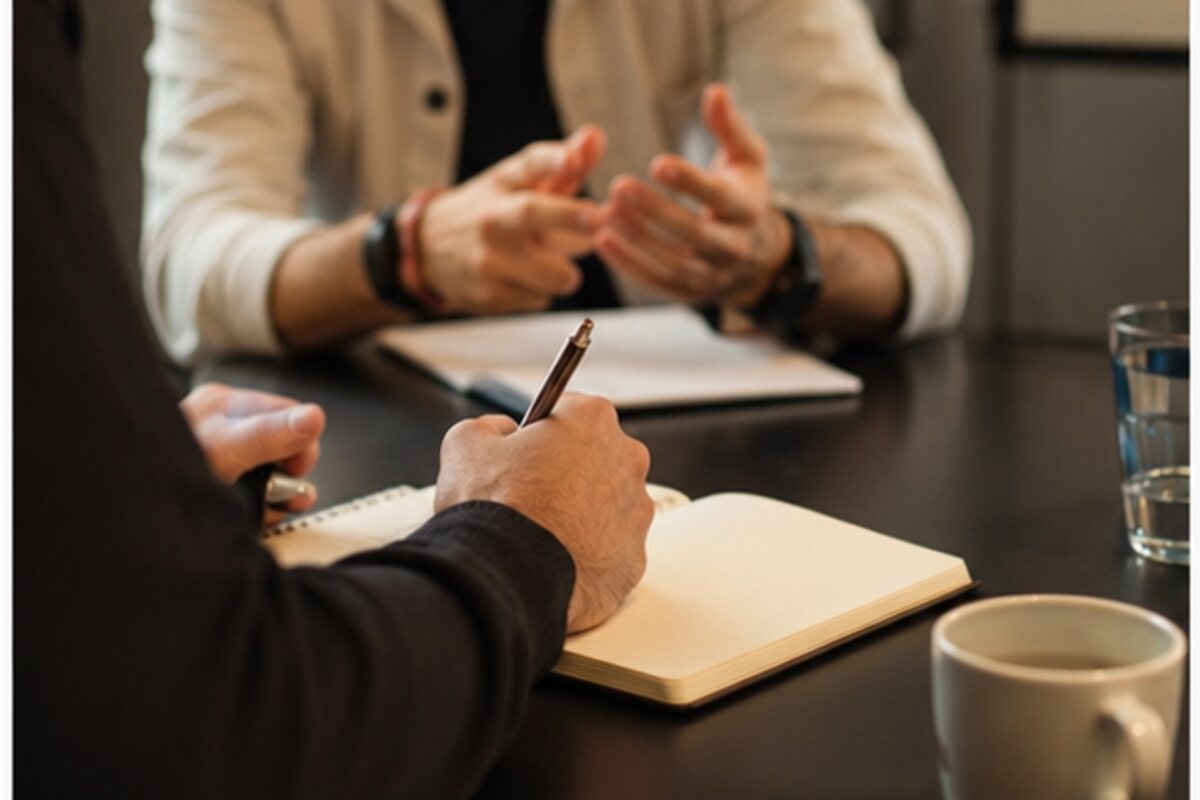 Communauté professionnelle dans un coworking grenoblois