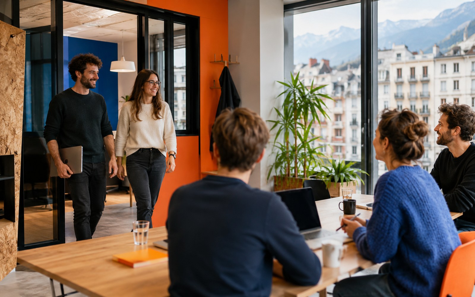 Communauté de coworkers réunie à Grenoble